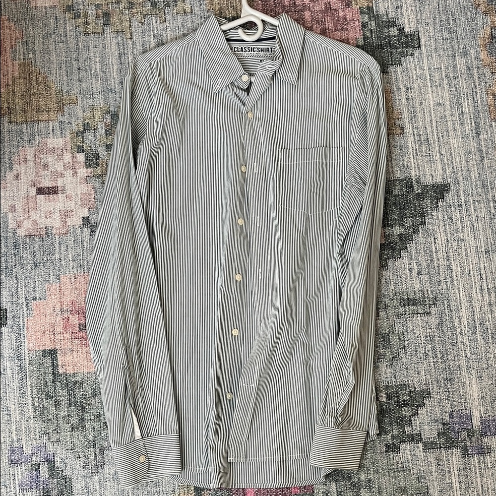 Old Navy dress shirt